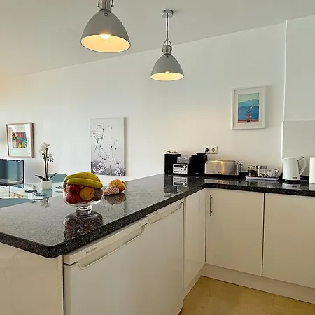 Precioso En La Primera Linea Del Mar Apartamento