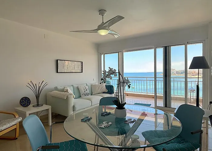 Precioso En La Primera Linea Del Mar Apartamento Torrevieja