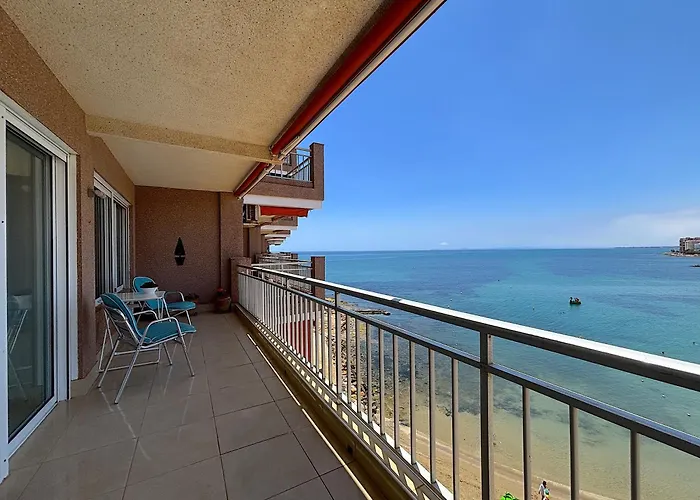 Precioso En La Primera Linea Del Mar Torrevieja