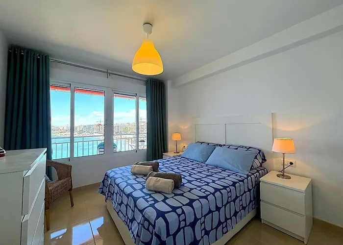 Precioso En La Primera Linea Del Mar Apartamento Torrevieja