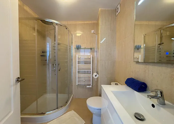 Apartamento Precioso En La Primera Linea Del Mar *