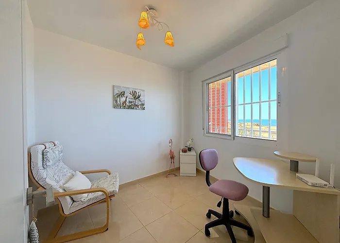 Apartamento Precioso En La Primera Linea Del Mar Torrevieja